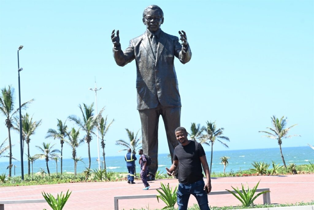 “It Cost Me About R60 000 To Make The Statue”- Lungelo Gumede