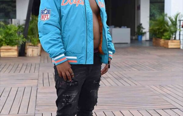 Intaba Yase Dubai Takes A Break From Music