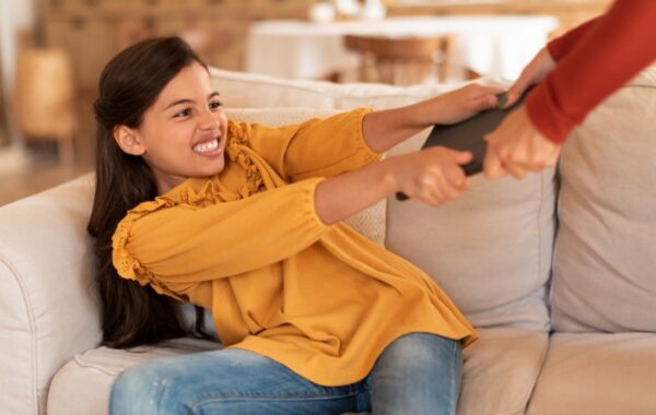 Her Mom Threatens To Expose Her