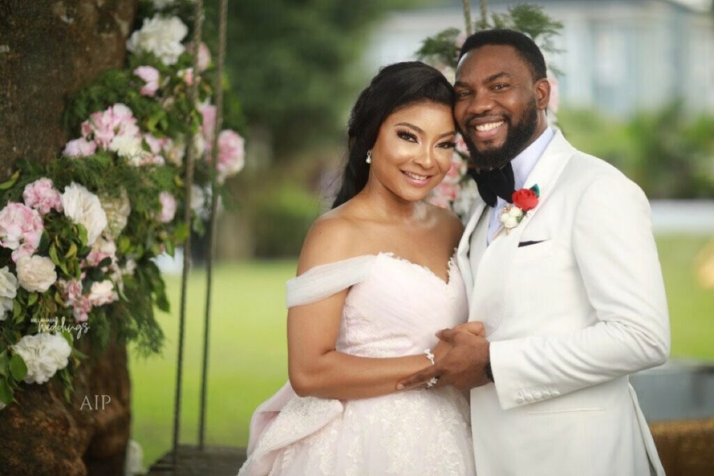 Linda Celebrates 3rd Wedding Anniversary
