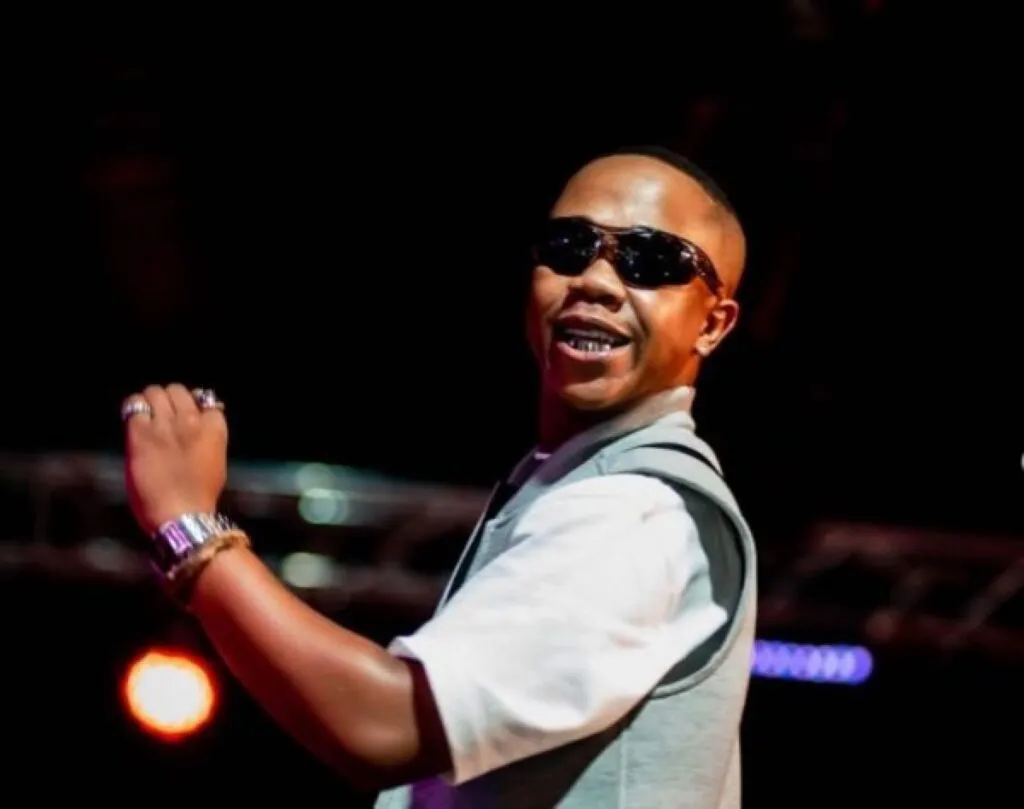 Young Stunna’s Pictures Spark A Deabte