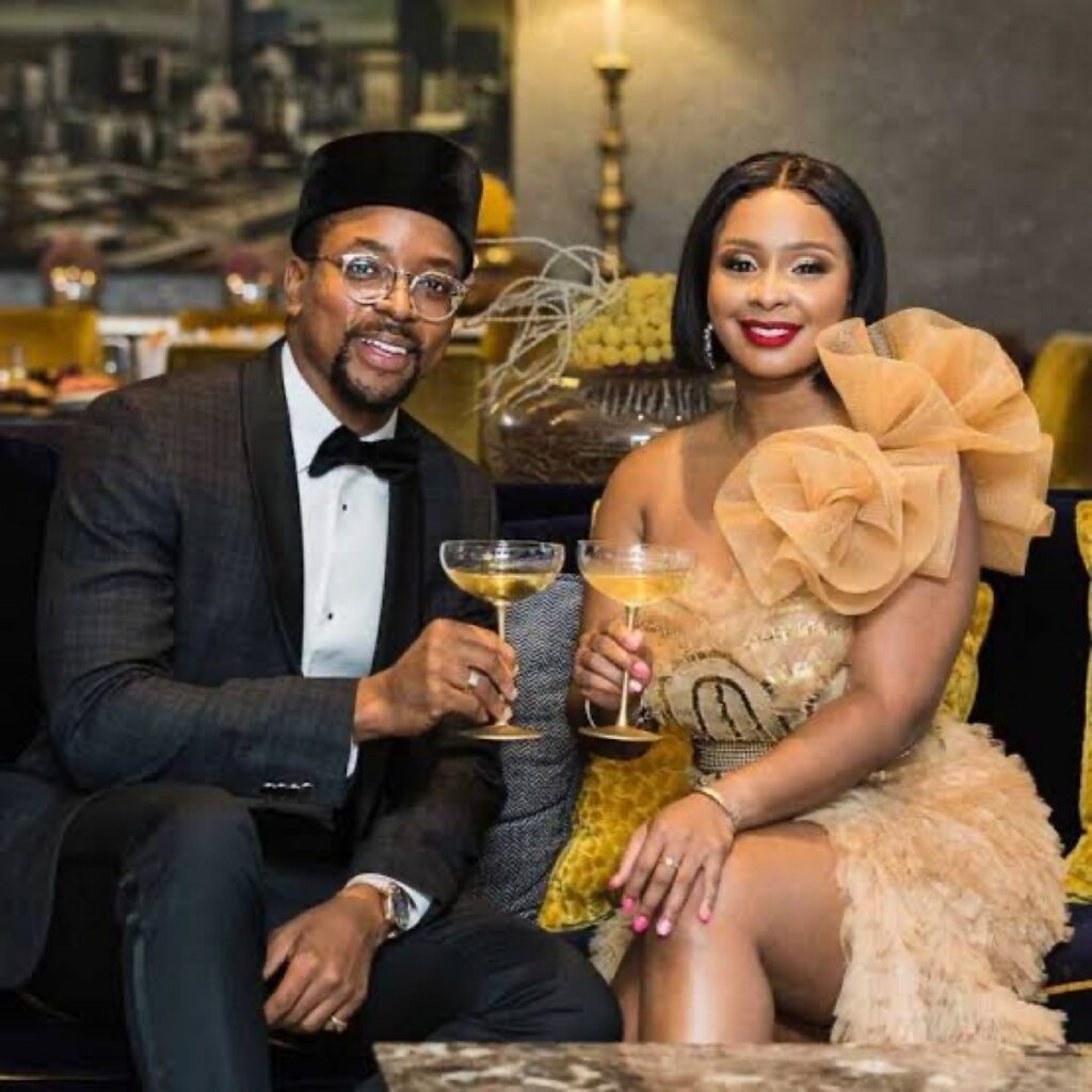 Maps Maponyane Biography: Age, Real Name, Father, Girlfriend, Cars, House