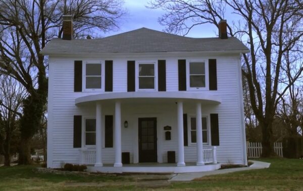 Dulas’s House Is Far From Being In Order
