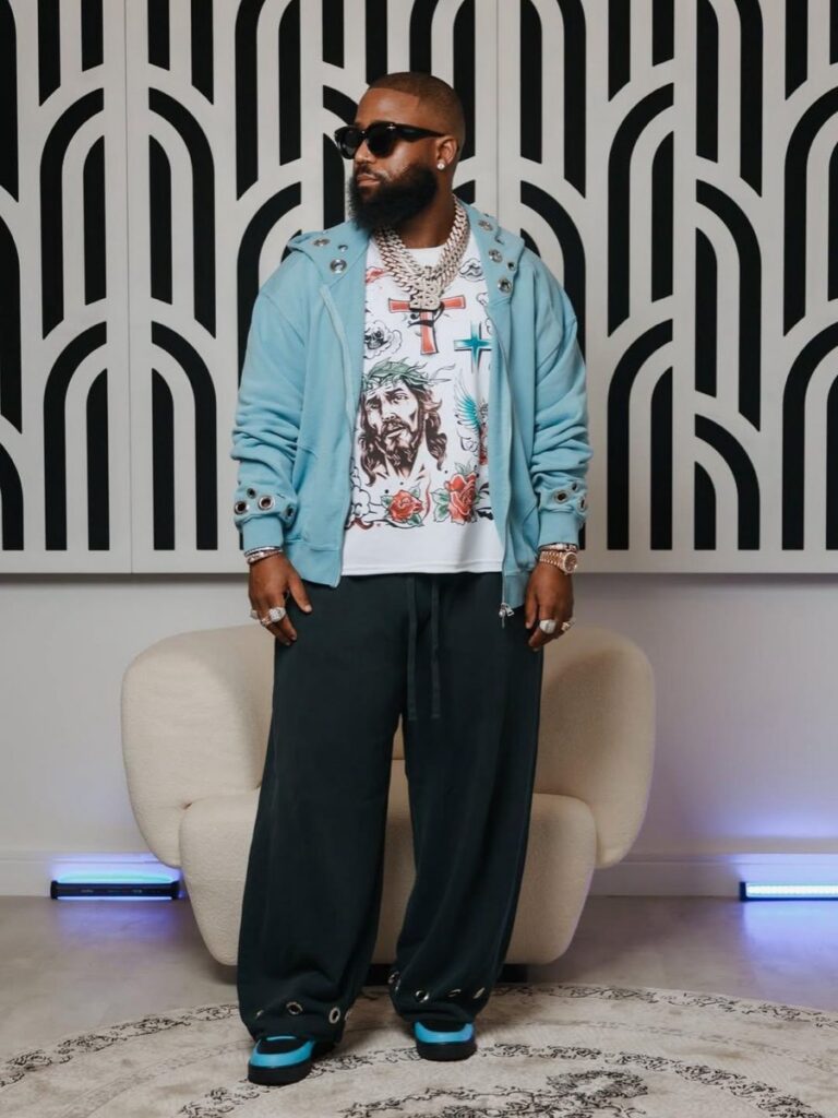Cassper Responds To Guy Asking Him To Leave His Girl