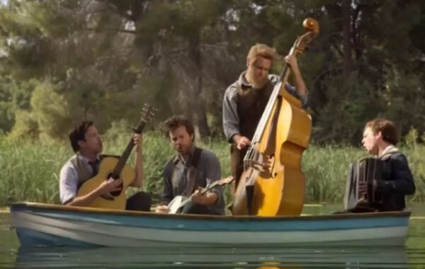 Video: Mumford & Sons parody