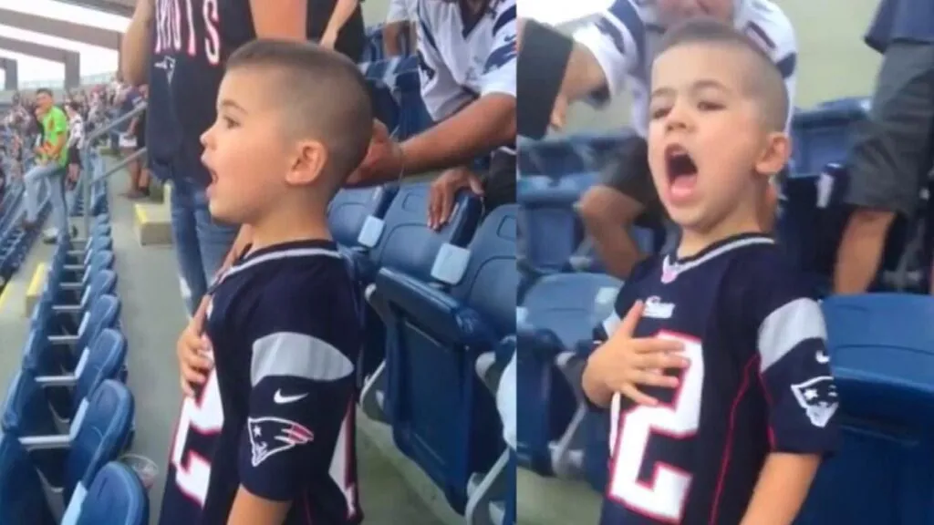 Little Boy sing SA National Anthem
