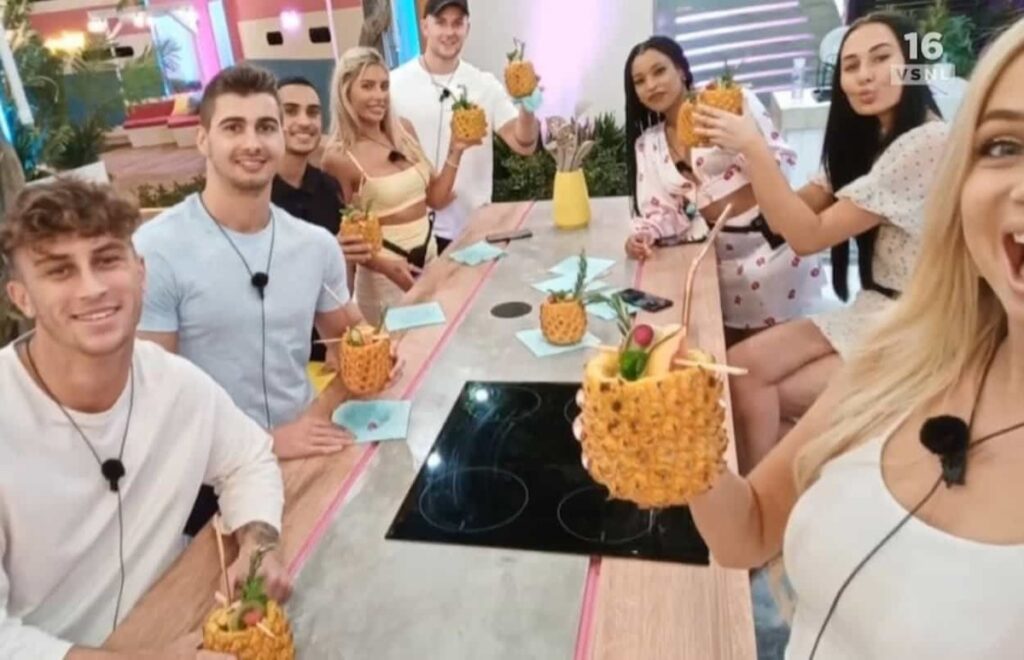 SA Reacts To Love Island “Orania”