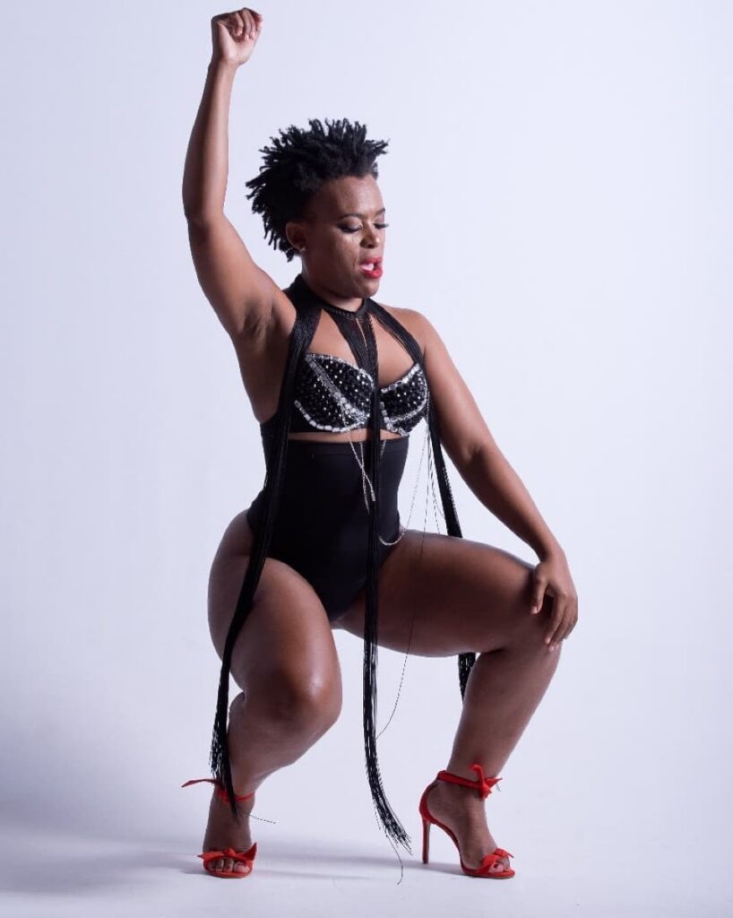 Zodwa Wabantu Takes A Dump On Live Television