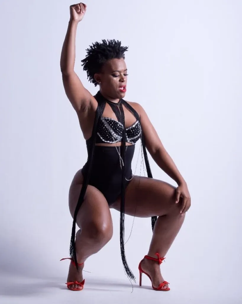 Zodwa Wabantu Takes A Dump On Live Television