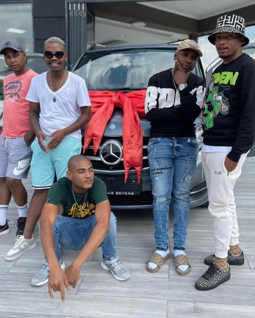 Amaroto Duo Involved In A Car Accident