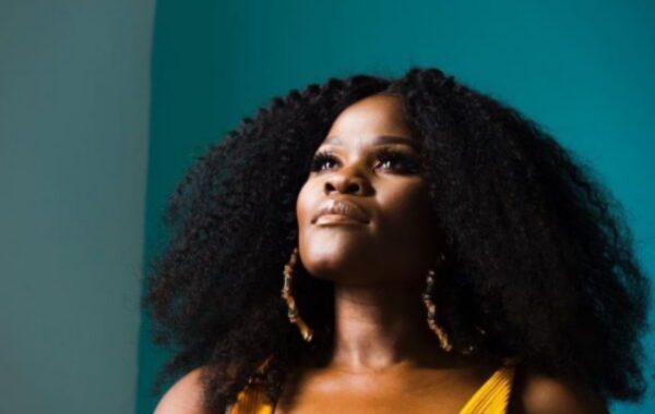 Mpumi Mzobe Survives A Car Accident