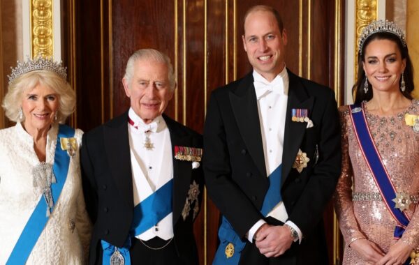 The Royals Are Coming!