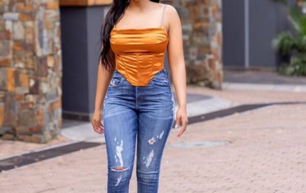 Lizelle Tabane enjoying her baecation!