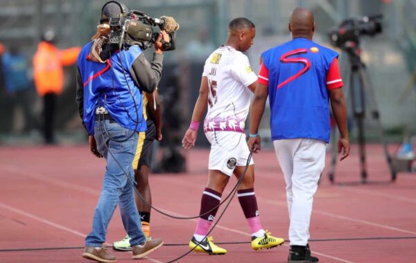 Andile Jali “perfectly fine” after accident; see pictures