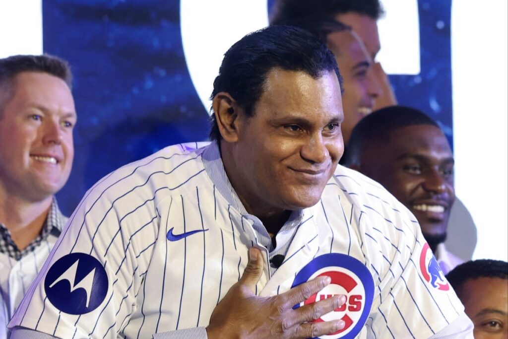 What’s Hot: Fans get to know Sammy Sosa