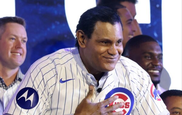 What’s Hot: Fans get to know Sammy Sosa