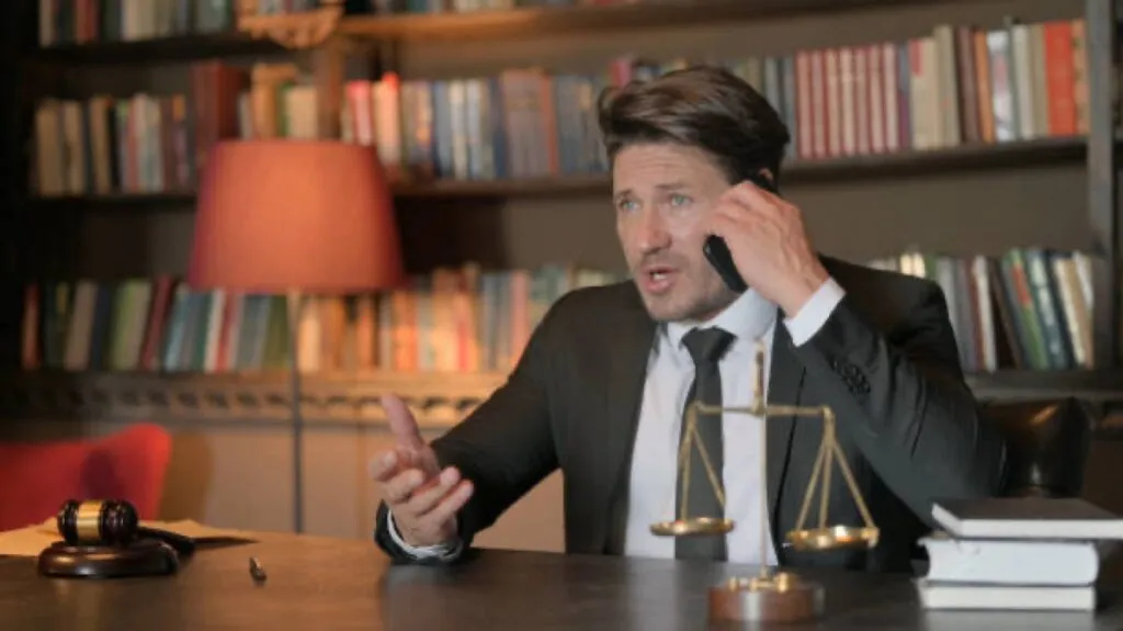Irresponsible Ringo upsets lawyers