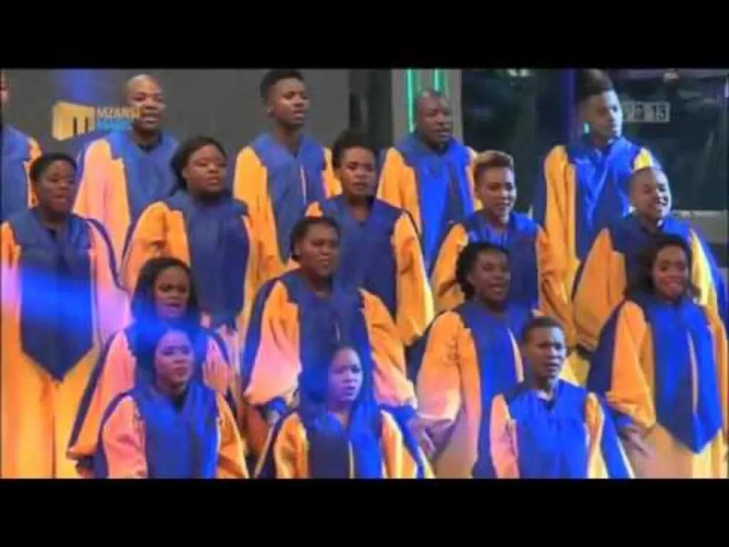 What’s Hot: Kelly Khumalo, JR doing the most to win Clash of the Choirs