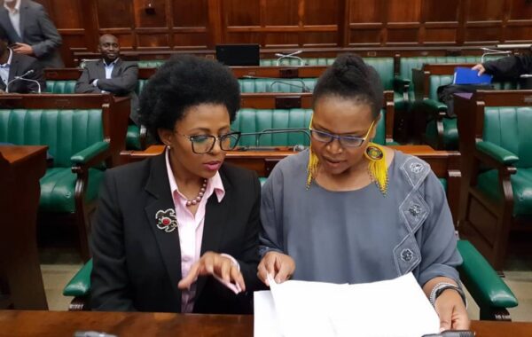 What’s Hot: Basetsana Kumalo comforts Florence Masebe