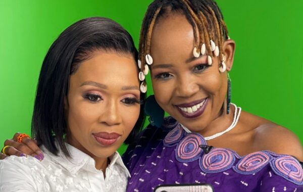 What’s Hot: Ntsiki and Dineo’s “friendly” Twar
