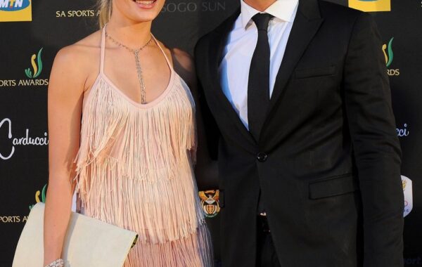 Oscar Pistorius spoke to ex girlfriend before killing Reeva