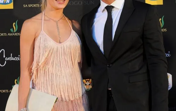 Oscar Pistorius spoke to ex girlfriend before killing Reeva