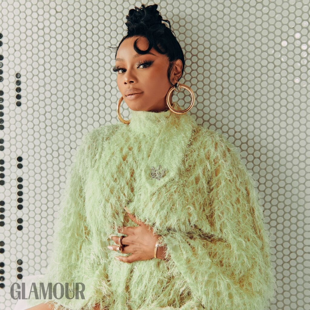 What’s Hot: Bonang sizzles on Women’s Health cover
