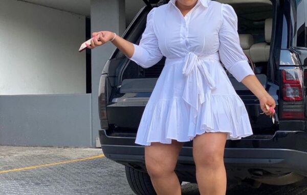 What’s Hot: Anele Mdoda debuts baby bump at #YouSpec2015