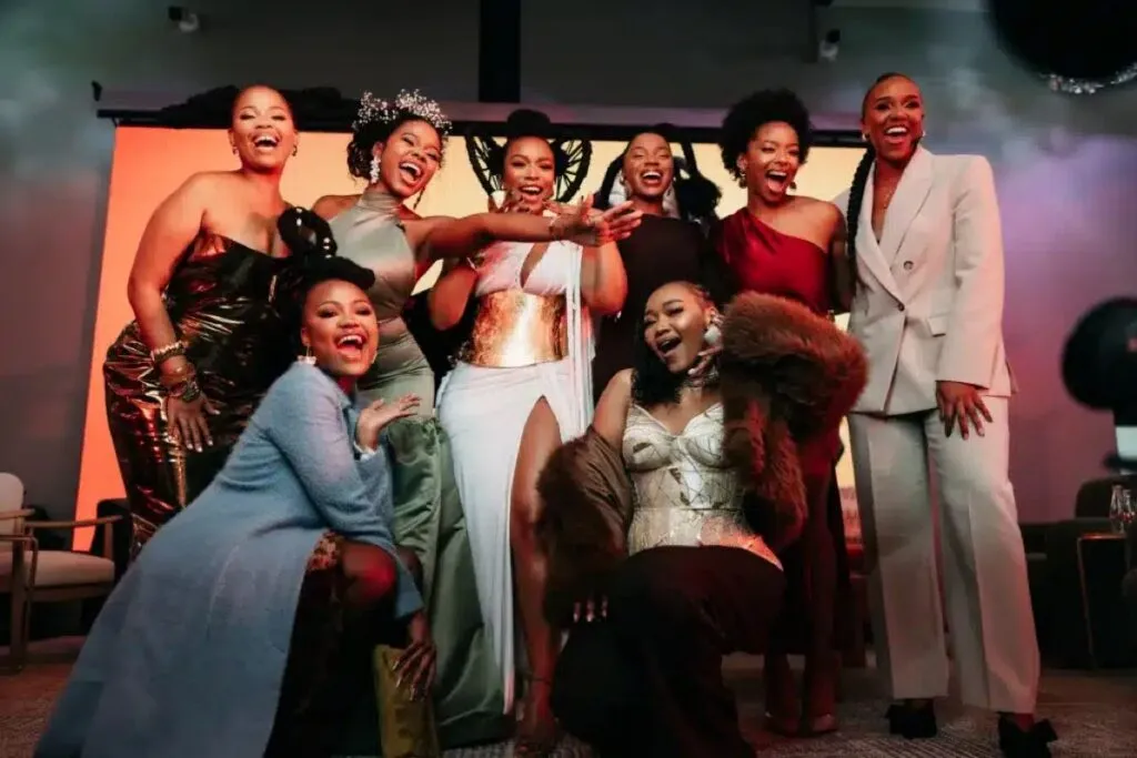 What’s Hot: Maps and Nomzamo celebrate 2016 in Miami