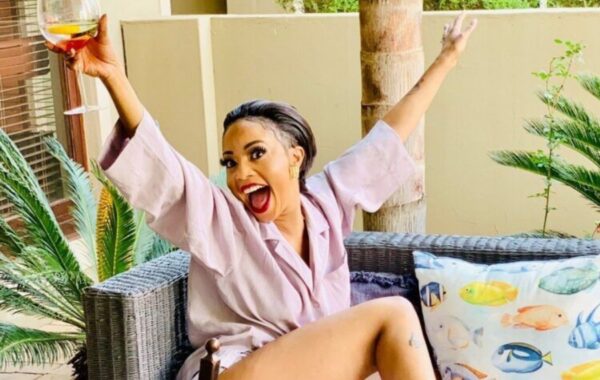 What’s Hot: Kelly Khumalo living it up in Zanzibar