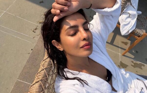 What’s Hot: The hottest beach and poolside snaps from 2015