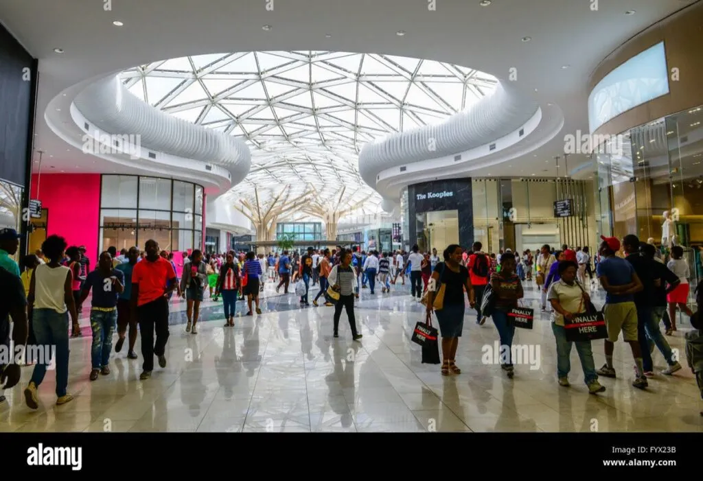 What’s Hot: Crowds flock to Midrand for Mall of Africa