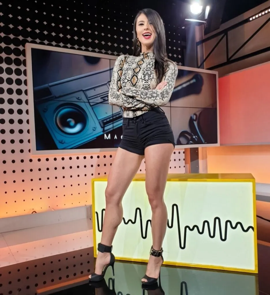 What’s Hot: Lalla Hirayama threatened by stranger