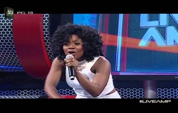 Reviews: Ayanda Jiya releases Go Go Girl video