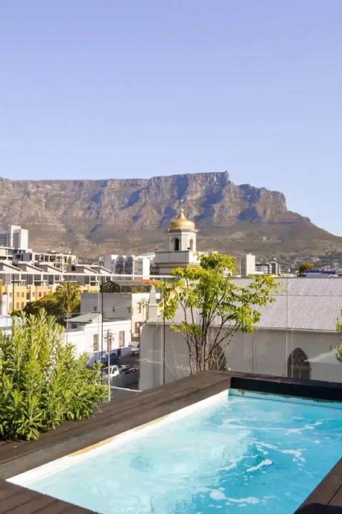 Mi Casa makes Cape Town jika