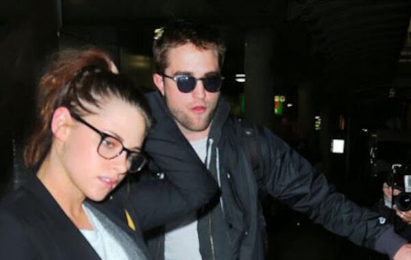 Robert Pattinson happy with reunion