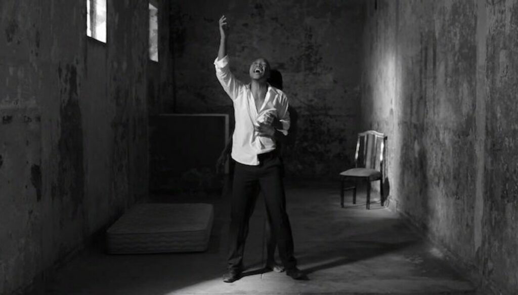 Nakhana Toure – In the Dark Room