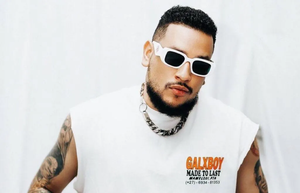 AKA Releases New Hits. Won’t Stop Poking Fun At Sizwe