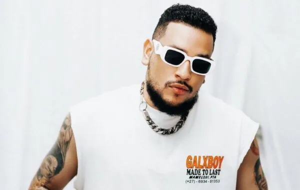 AKA Releases New Hits. Won’t Stop Poking Fun At Sizwe