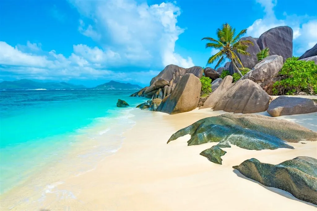 What’s Hot: Lira’s Seychelles adventure