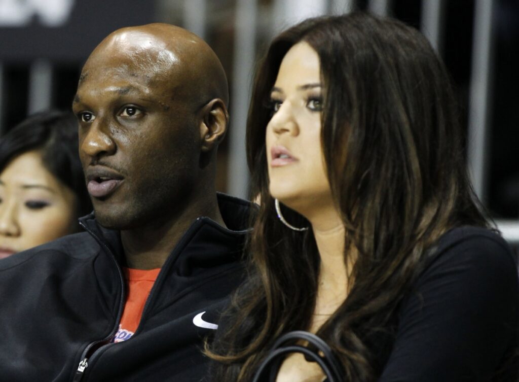 Lamar Odom refuses to sign divorce papers