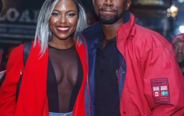 What’s Hot: Awww… Atandwa Kani sings to his wife