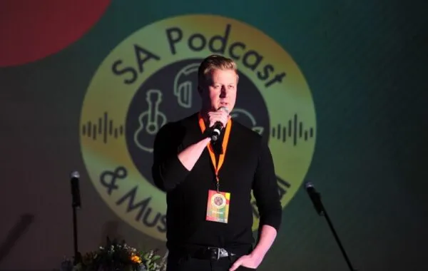 Gareth Cliff set to present at Music conference