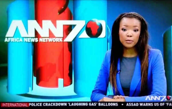 ANN7 news reader fumbles