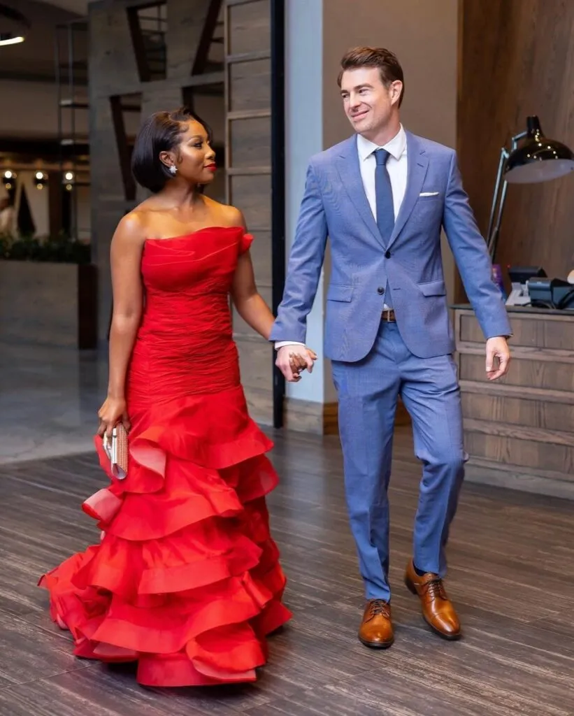 What’s Hot: Pearl Modiadie is engaged!