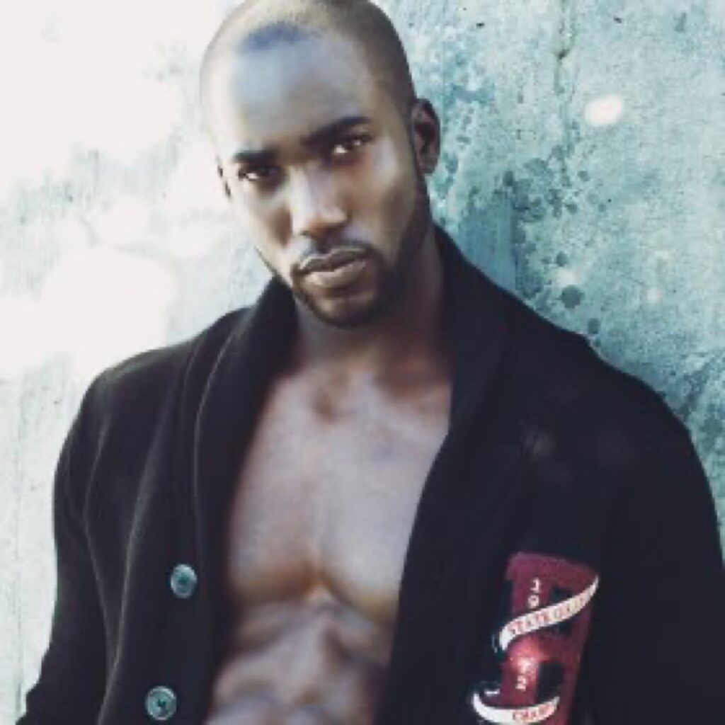 Hook Ups: Sexy Zaleb Of The Week: Jay Anstey