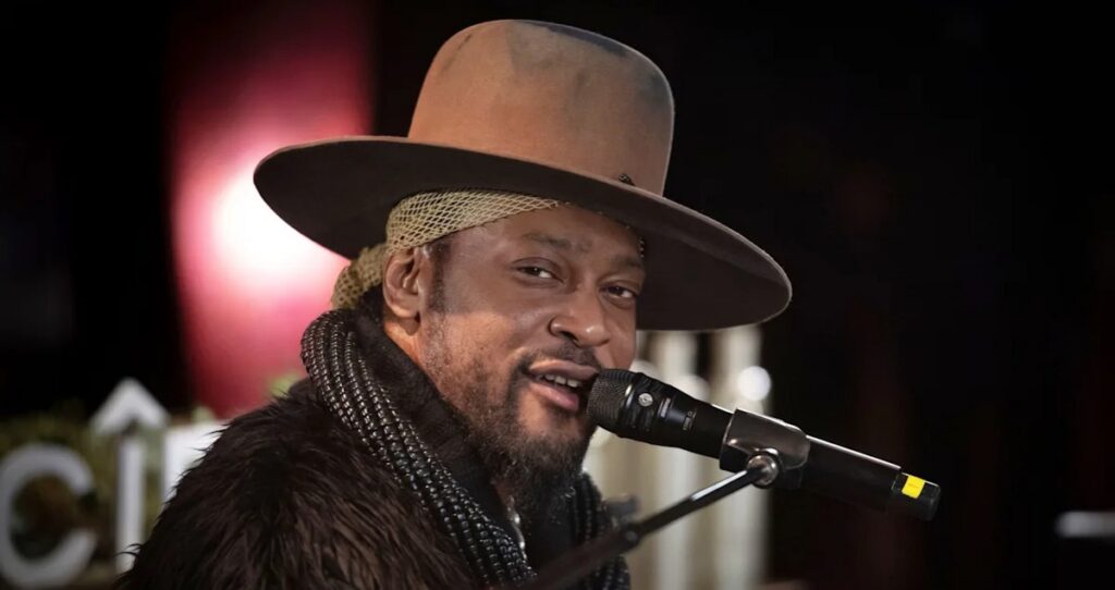 What’s Hot: Tributes pour in for Soul Brothers singer