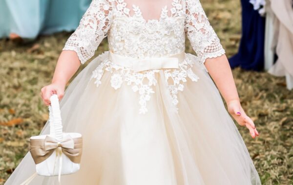 Reviews: #OPW: A weave on a flower girl?