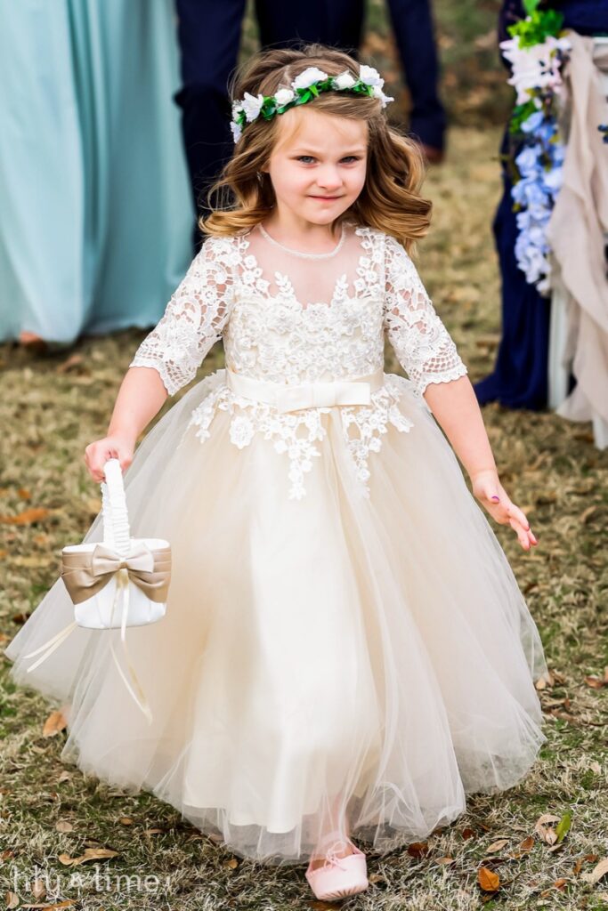 Reviews: #OPW: A weave on a flower girl?