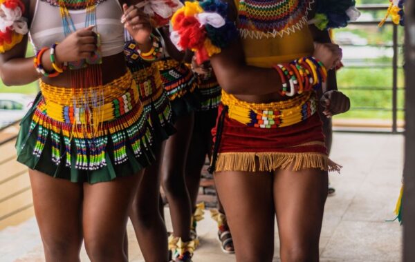 Reviews: #DateMyFamily: Zulu girls take over
